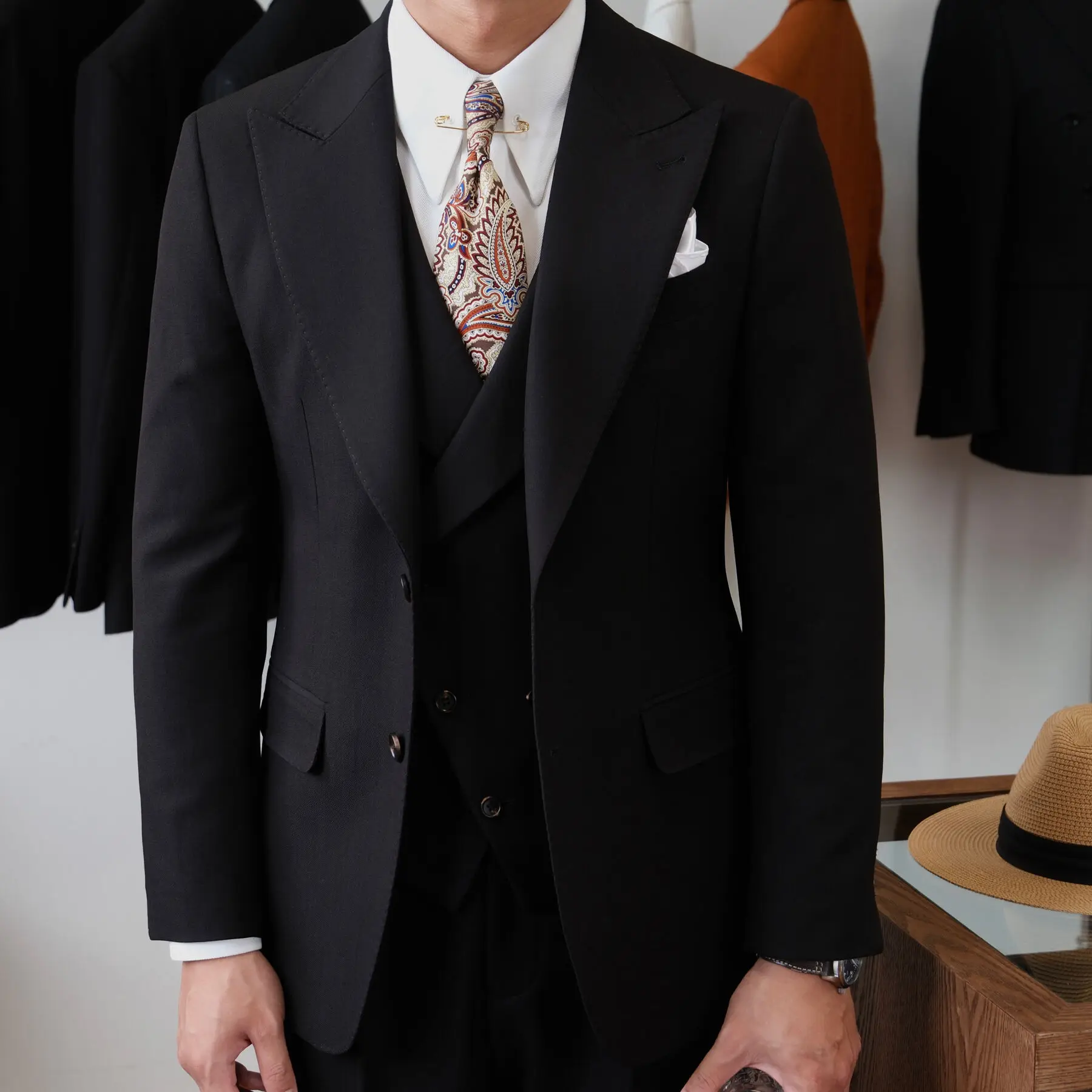 High Quality 3pcs Suit For Men Slim Fit Elegant Wedding Suits For Man Luxury Black Traje De Novio Para Boda Jacket+ Vest+ Pant