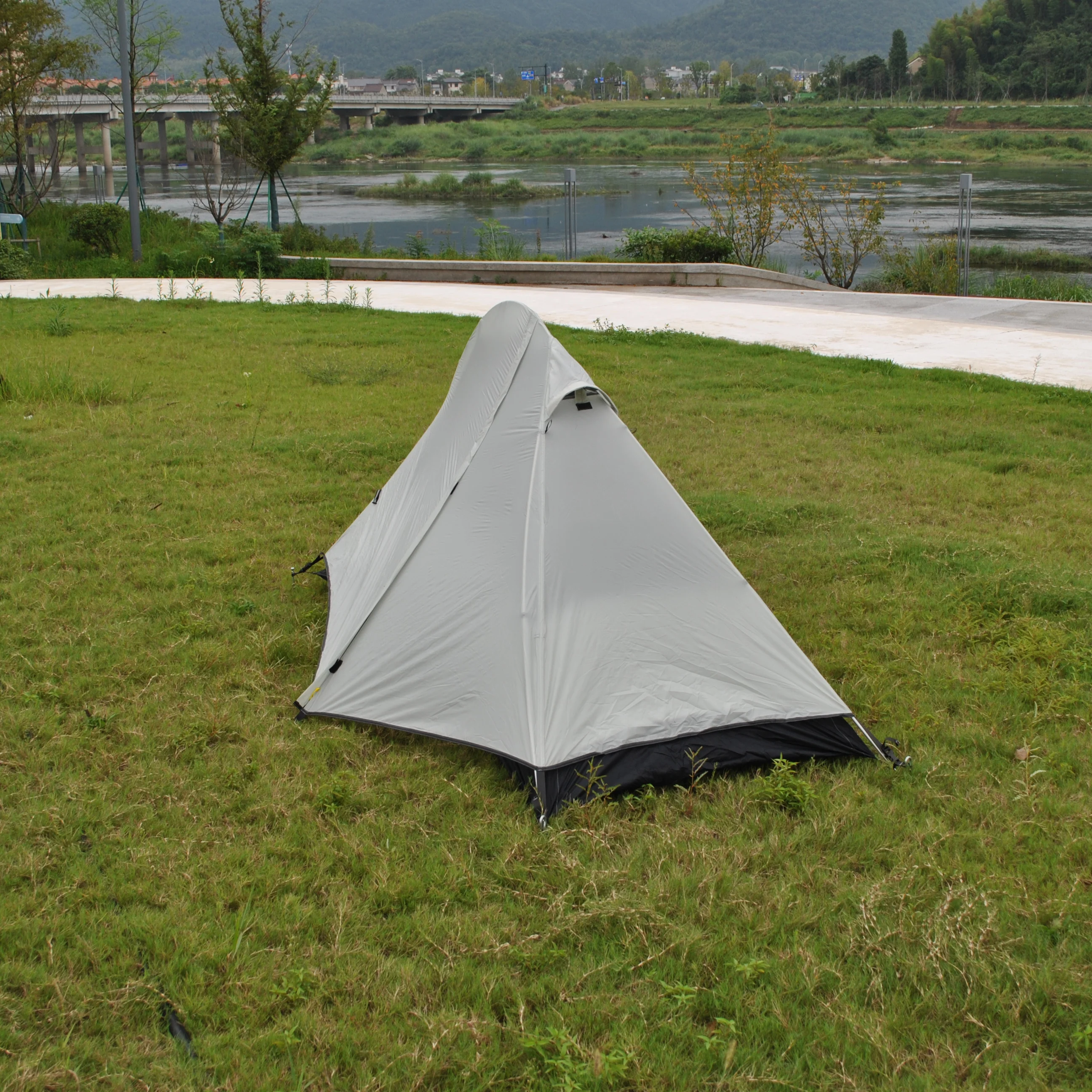 20D Ultralight Backpacking Tent Aluminum Pegs Footprint Carry Bag 1 Person 20D Ultra-Light Tent