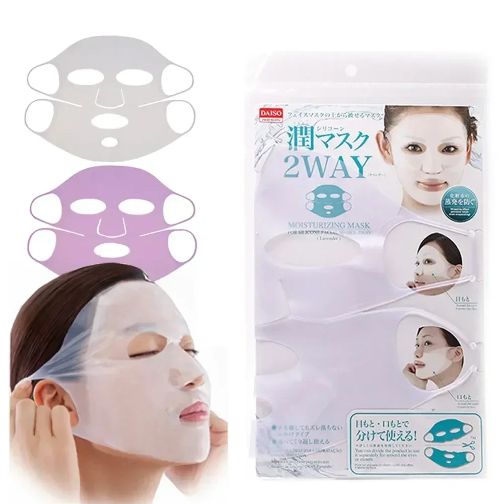Masque réutilisable en silicone pour visage nettoyé avec de l'eau et du savon, prêt à être réutilisé.