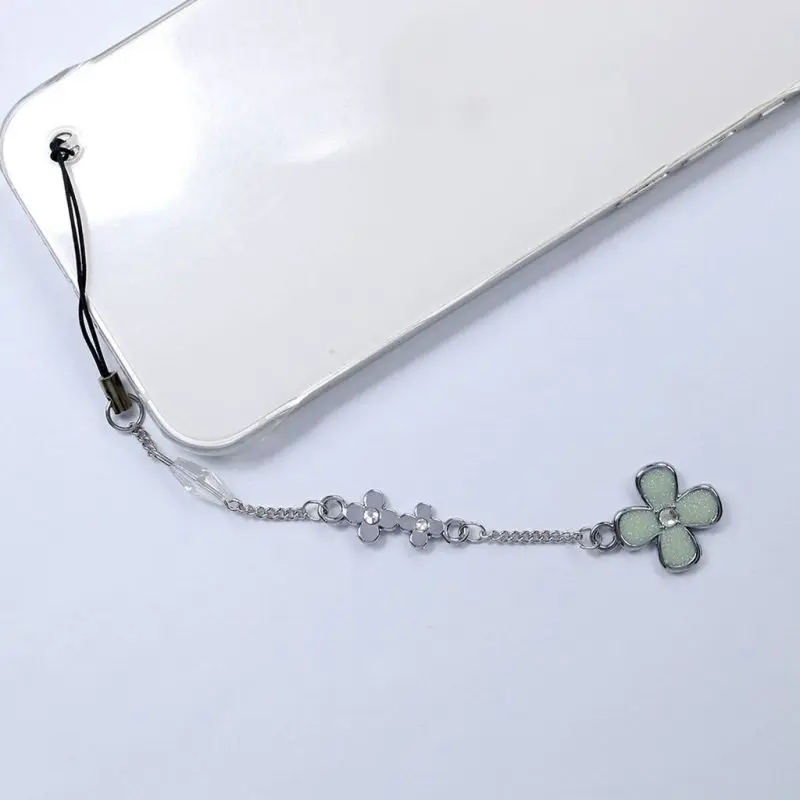 Kimi ni Todoke: Flower Pendant Keychain Featuring Kuronuma Sawako and Kazehaya Shouta