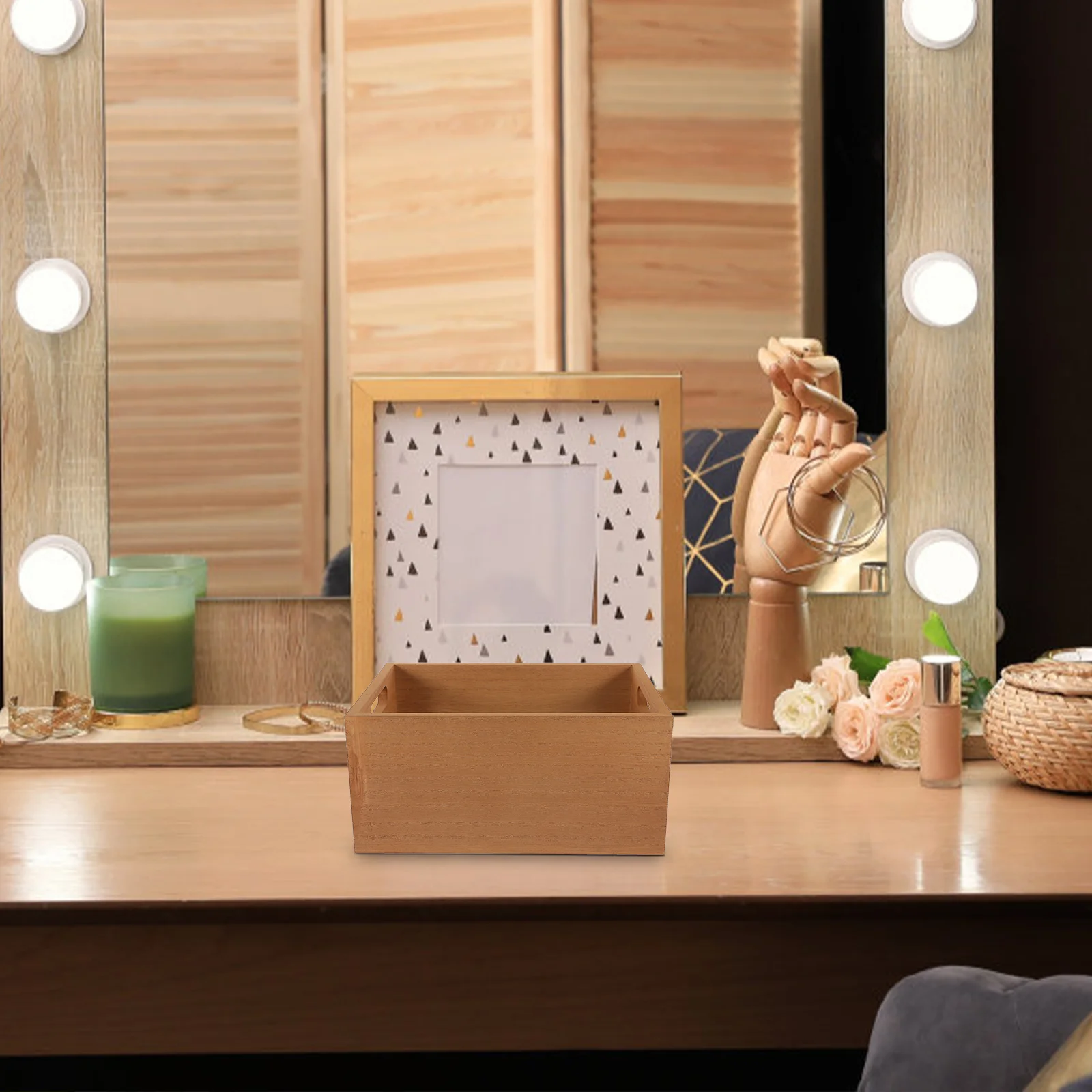 

Sundries Storage Case Makeup Organizer Toy Multi-purpose Wood Perfume Stand Holder Wooden Daily