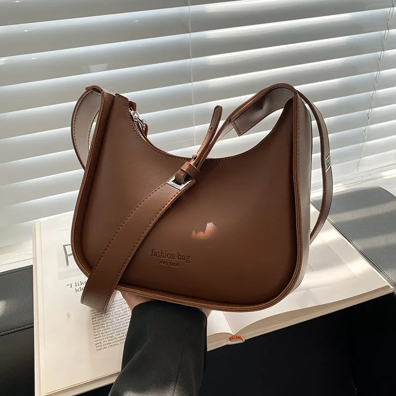 

High Quality Bag New Versatile Women's Bag Fashion Vintage Shoulder Bags for Female Designer Crossbody Bags Simple Handbags Sac