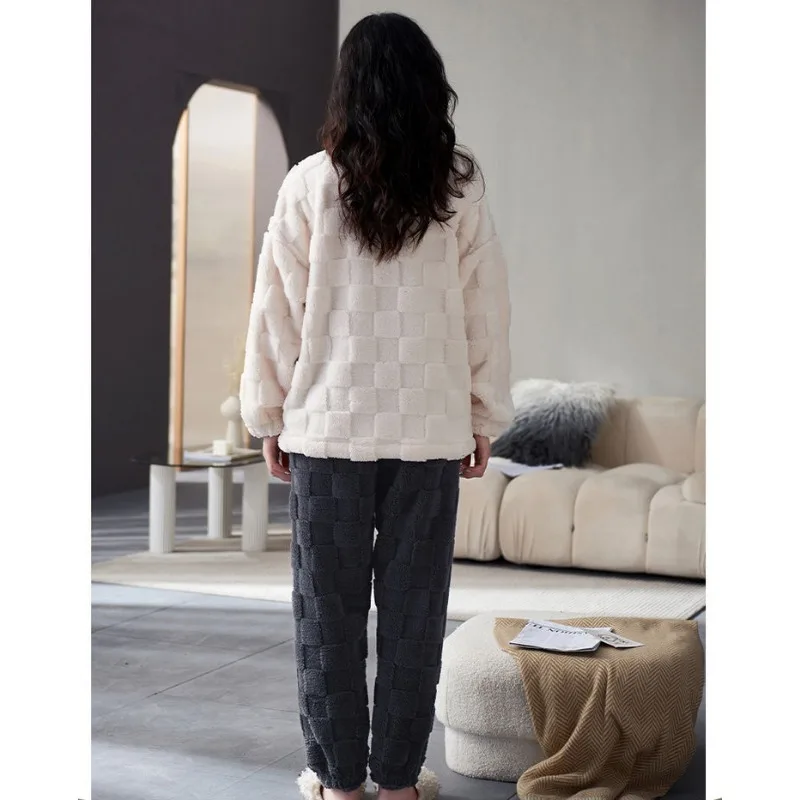 2023 New Coral Velvet Pajamas Women Autumn Winter Plush Thickened Loungewear Cute Cartoon Student Flannel O-neck Homewear Suit