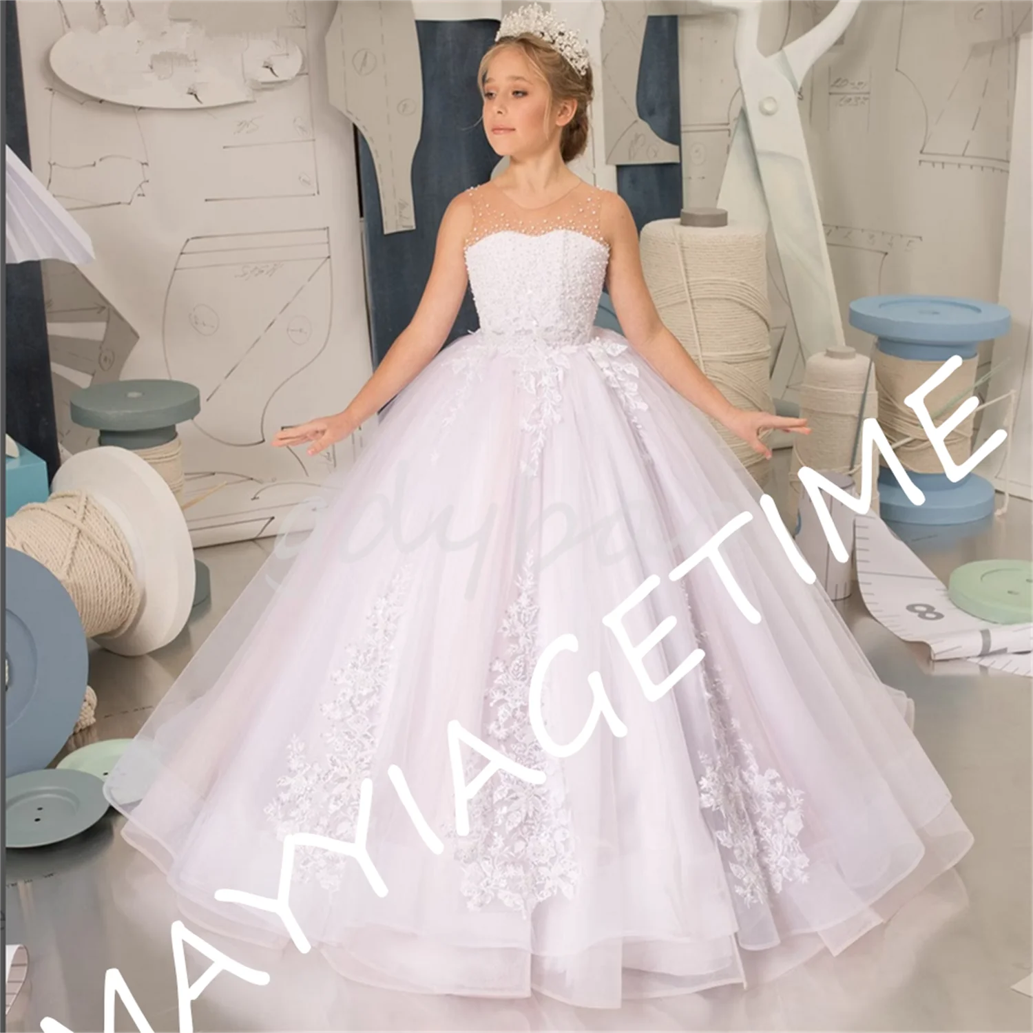 

Elegant White Puffy Tulle Flower Girl Dresses With Bows For Wedding Princess Ball Gown Lace Appliques First Communion Gowns