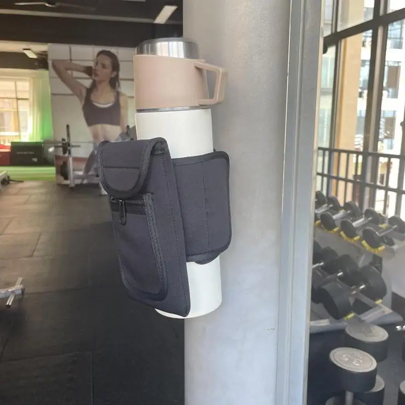 Magnetic Water Bottle Bag Portable Gym Bottle Pouch with Phone Holder Connect fitness equipment Essential fitness accessories 5
