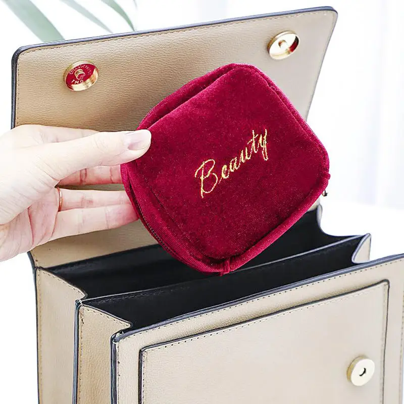 Lipstick Storage Bag Portable Waterproof Makeup Bag Small Handheld Cosmetics Mini Sanitary Pads Change Headphones Eye Drops Case