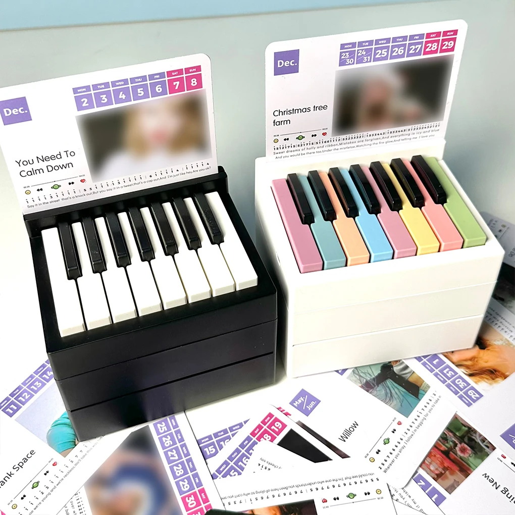 Desktop Mini Piano Calendar Music Sheets Toy Desktop Peripheral Ornaments Piano Desk Calendar Mini Gift for Fans