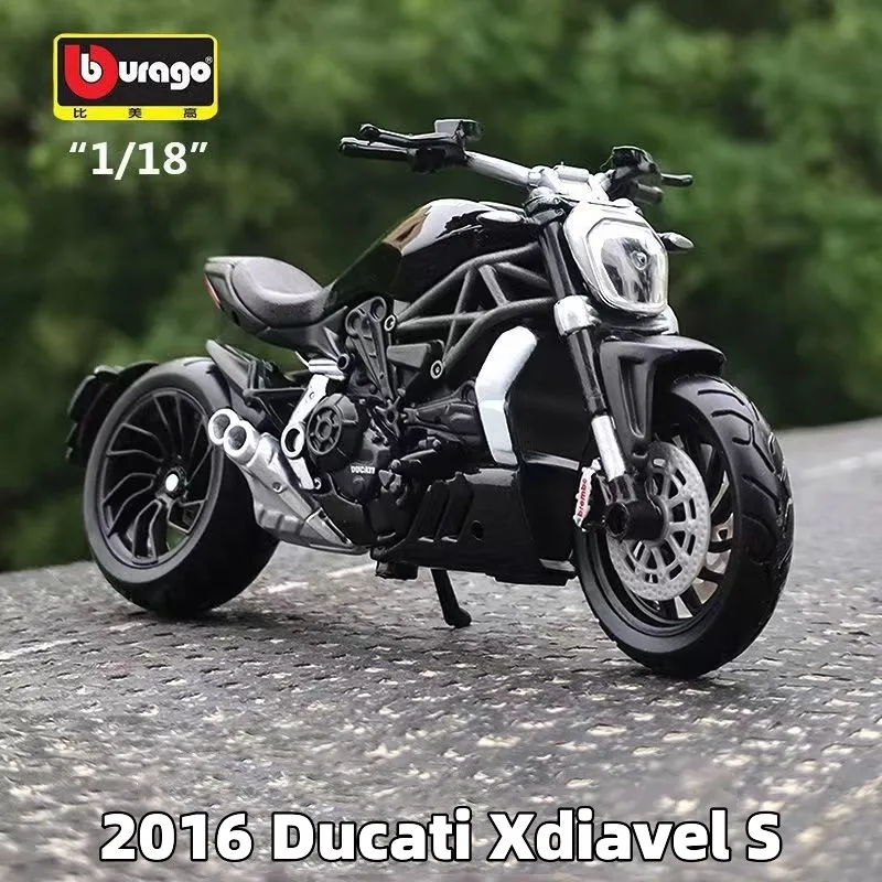 

Bburago 1:18 2016 Ducati Xdiavel S Alloy Racing Motorcycle Model Diecasts Metal Street Simulation Collection Childrens Toy Gift