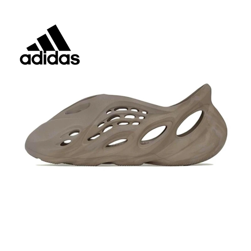 adidas sandalias yeezy