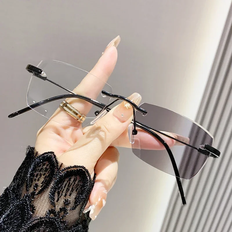 Rimless Trimming Photochromic Myopia Glasses New Trend Women's Outdoor Eyewear Anti Blue Liht Color Changing Near Sight Glasses 2