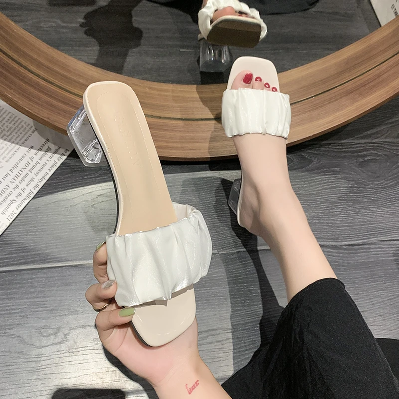 

Versatile Solid Color Slippers Female Summer Wear 2023 New Fashion Fairy Style Crystal Thick Heel Square Fashion Sandals Female