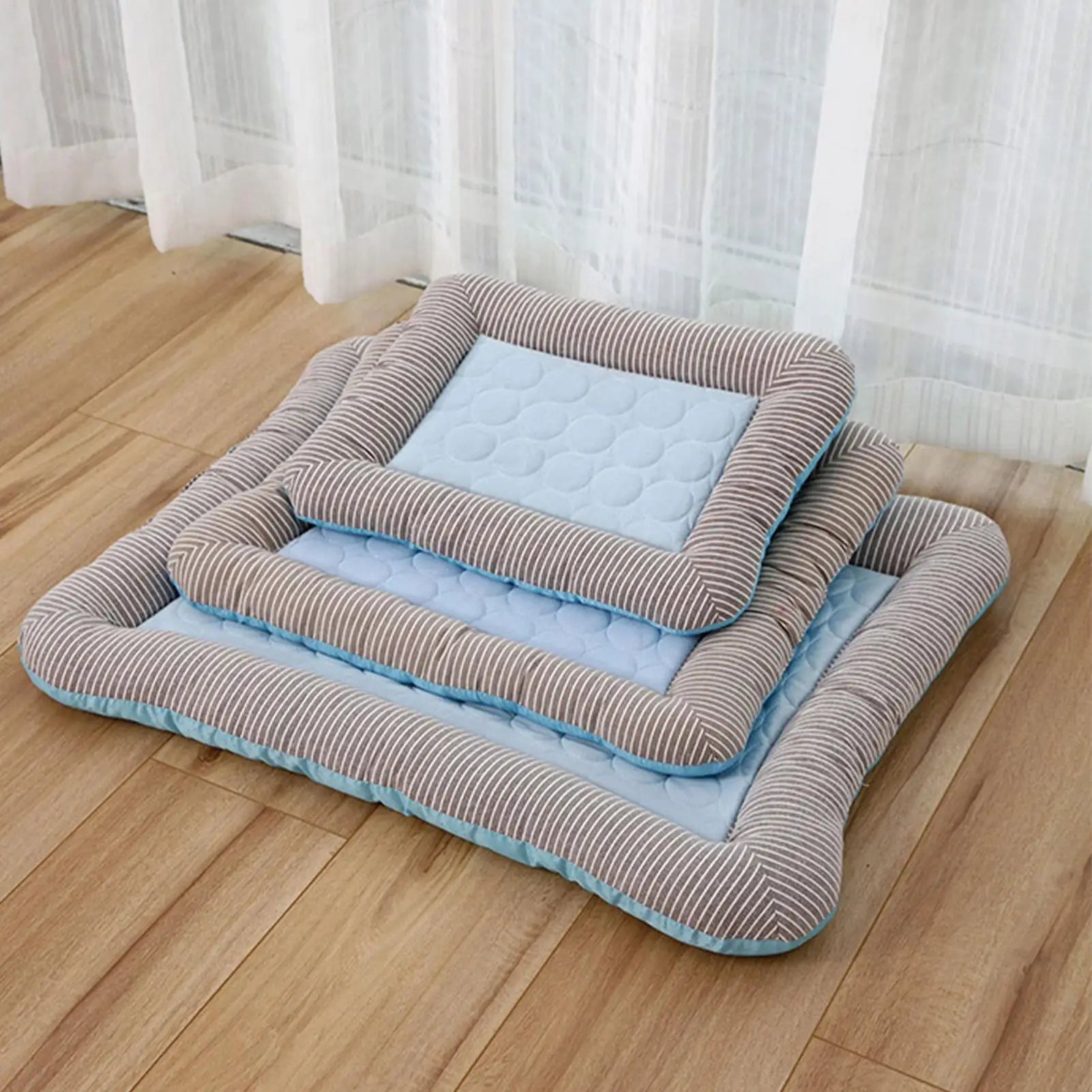 Cooling Pad Bed for Dogs Cats Puppy Kitten Cool Mat Pet Blanket Soft Breathable Ice Silk for pets dog Summer Sleeping Supplies