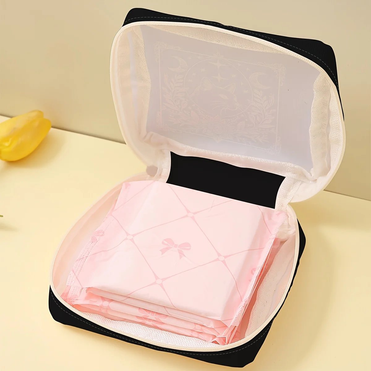 1 pc Cat pattern printed sanitary napkin storage bag, lightweight tissue bag for women's products, sanitary tissue bag