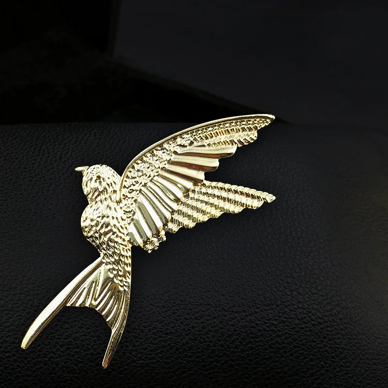 High-End Simple Bird Brooch Men's Suit Exquisite Swallow Pin Luxury Animal Neckline Buckle Coat Accessories Jewelry Badge Gifts