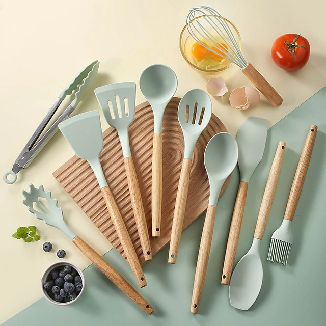 12Pcs/Set Wooden Handle Silicone Kitchen Utensils With Storage Bucket High  Temperature Resistant And Non Stick Pot Spatula Spoon - AliExpress