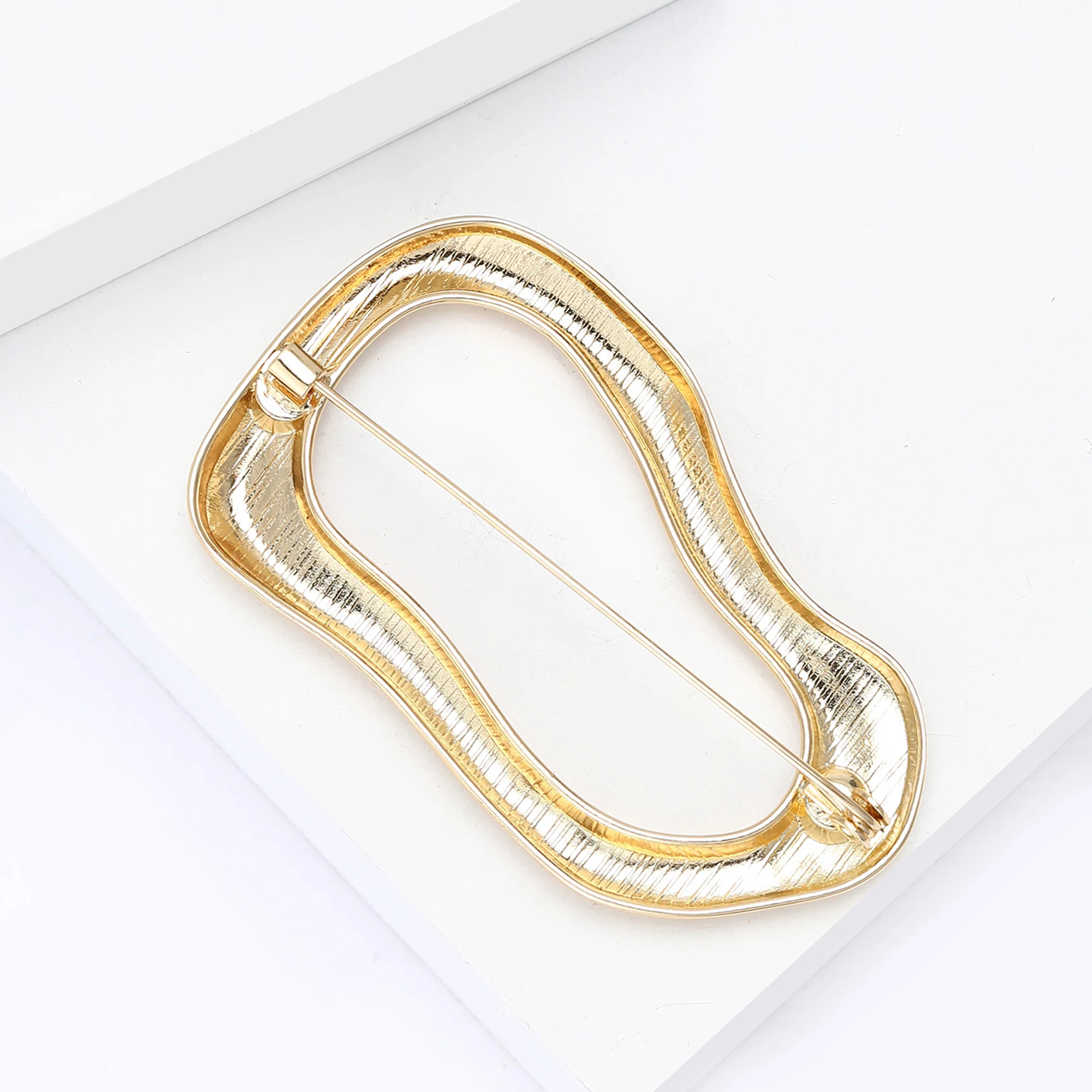 Beaut&Berry Luxuriöse glänzende unregelmäßige Kreis-Broschen für Damen, Unisex, geometrische Anstecknadeln, lässige Party-Accessoires, Freunde, Geschenke – Detail 3