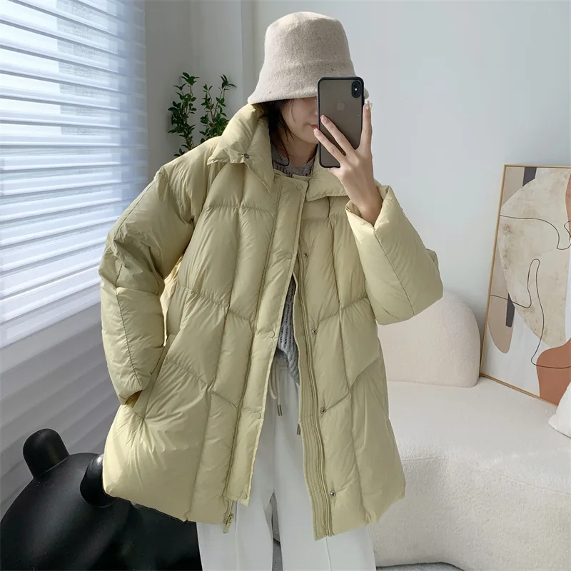 

Jiangnan Same Style 2023 Winter New Thickened Soft Glutinous Medium Length Light Down Coat Women's Loose and Warm 90 Duck Down