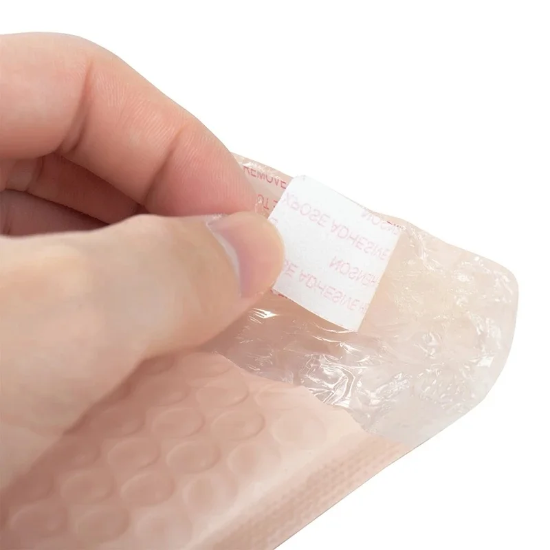Bulk Pack of 50 Pink Bubble Padded Envelopes for Secure Shipping and Gift Packaging