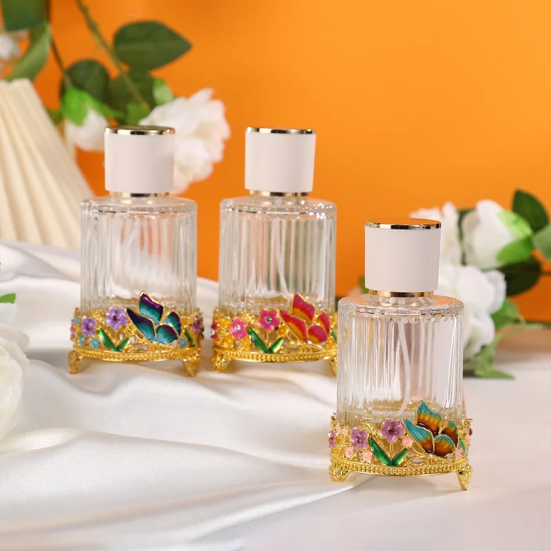 

60 X Vintage Classic Delicate Texture Butterfly Enamel Color Craft Perfume Bottles 50ml Empty Essential Oil Glass Bottles