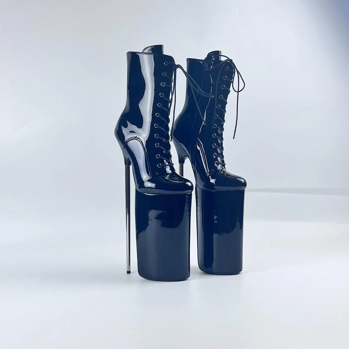 30CM Hate Sky High European and American fetish boots Sexy large waterproof platform steel pipe dance boots Fun runway