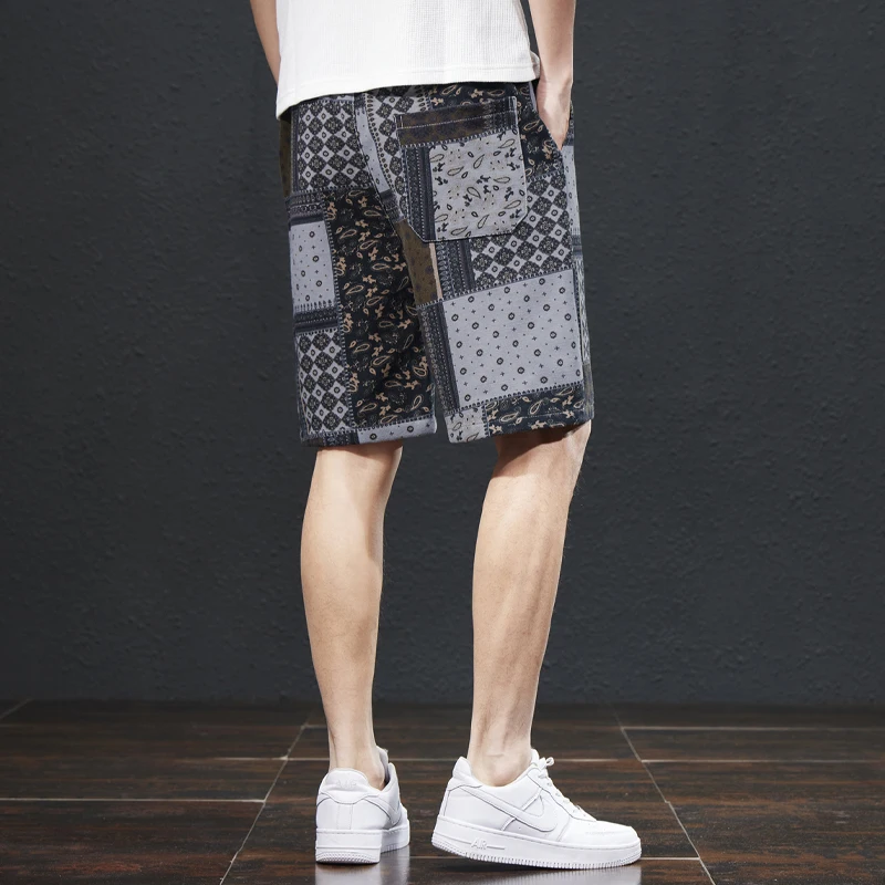 2024 Summer New Beach Shorts Men's Fashion Ethnic Print Breathable Elastic Versatile Street Casual Capris 4