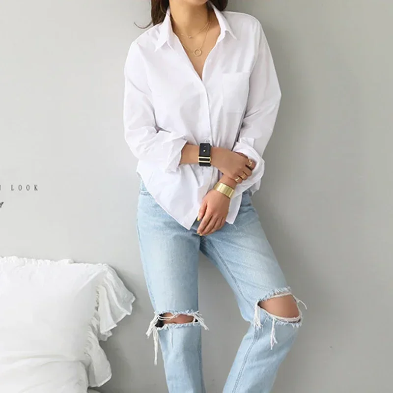 Chemisier blanc à fleurs brodées - By Izea Vêtements pour femme