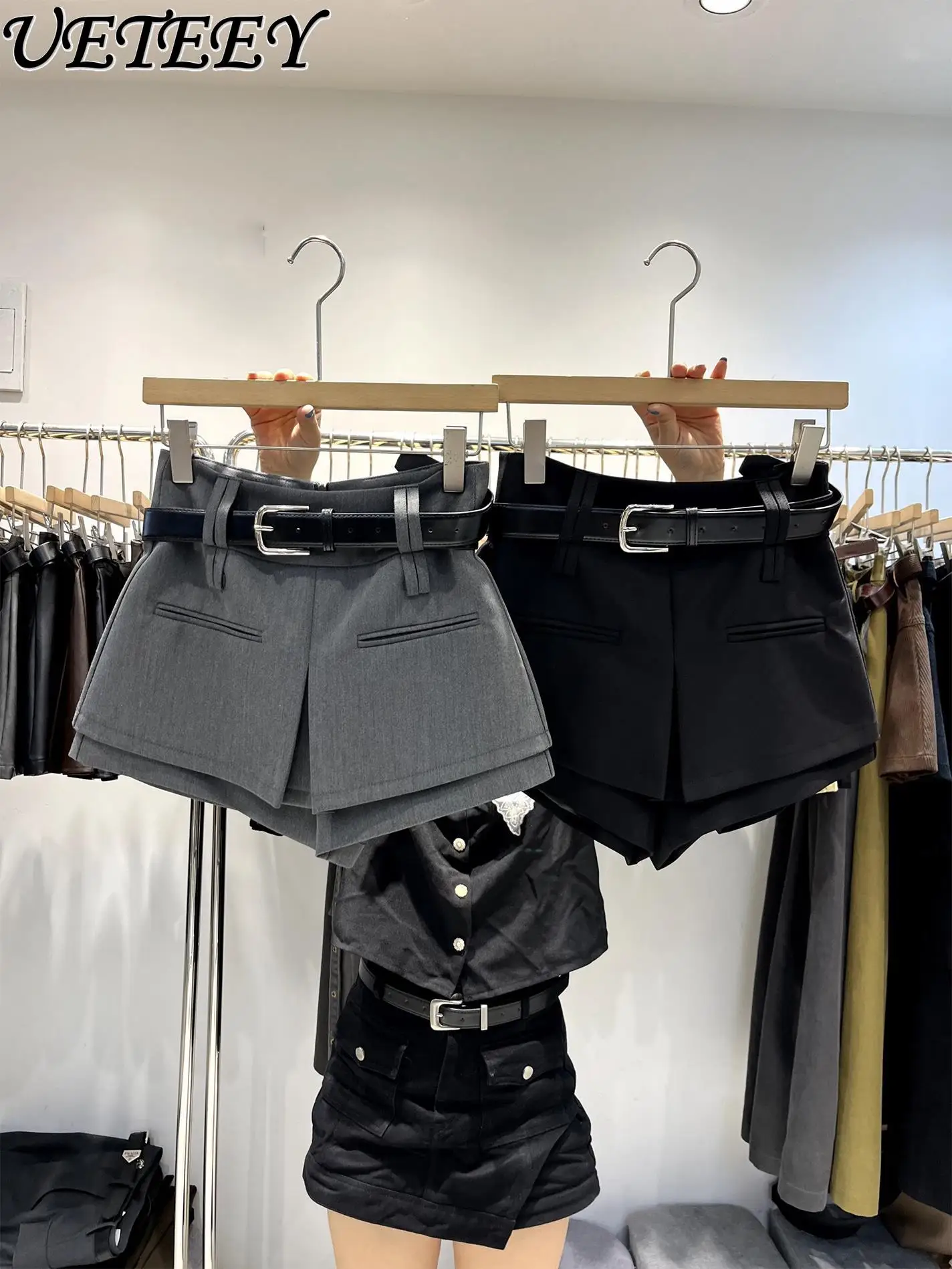

2024 Spring New Korean Niche Temperament High Waist Slimming All-Matching A- Line Casual Shorts Women Black Wide Leg Short Pants