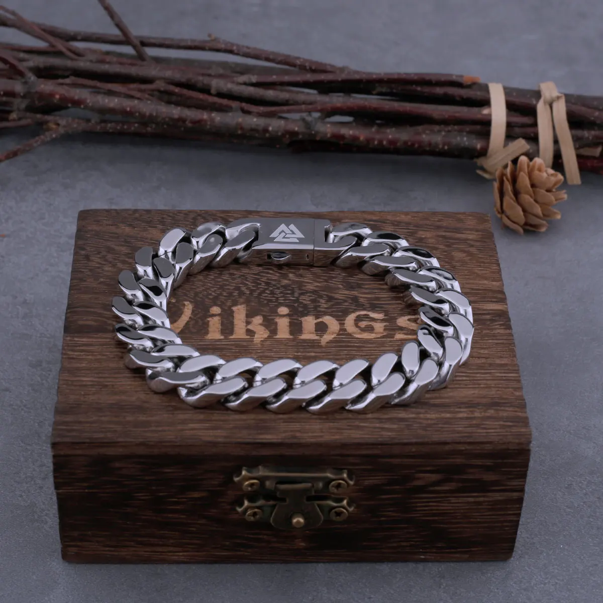 Viking Cast Cuban Chain Men's Bracelet Stainless Steel Fine Polished Chain Four Sides Cut Boyfriend Gift Wholesale