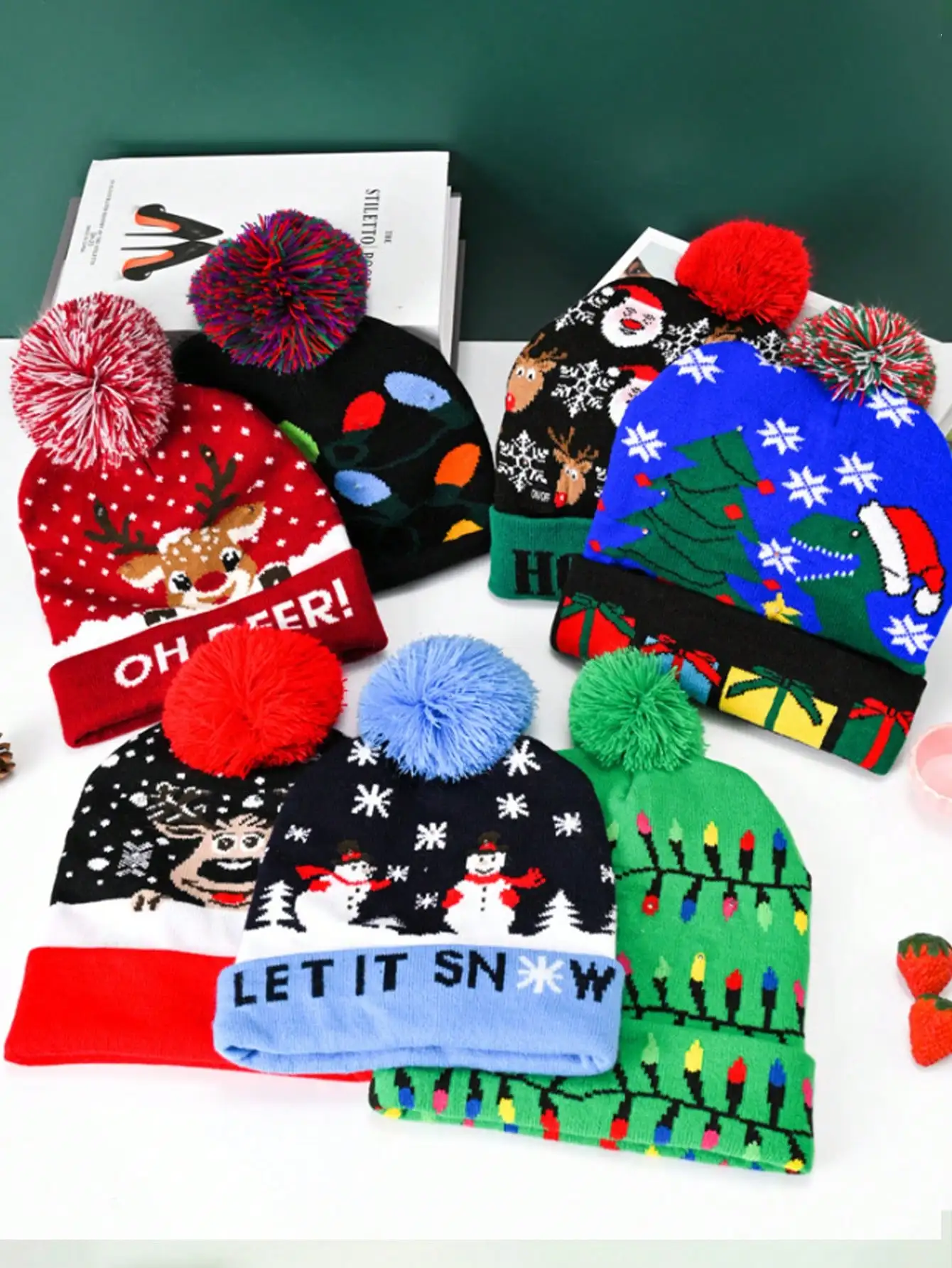 1pc Knitted Christmas Hat Santa Hat LED Light New Year Party Gift New Year Christmas Eve Accessories Decoration