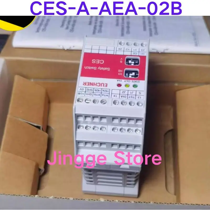 새로운 안전 릴레이 CES-A-AEA-02B 주문 번호 092560