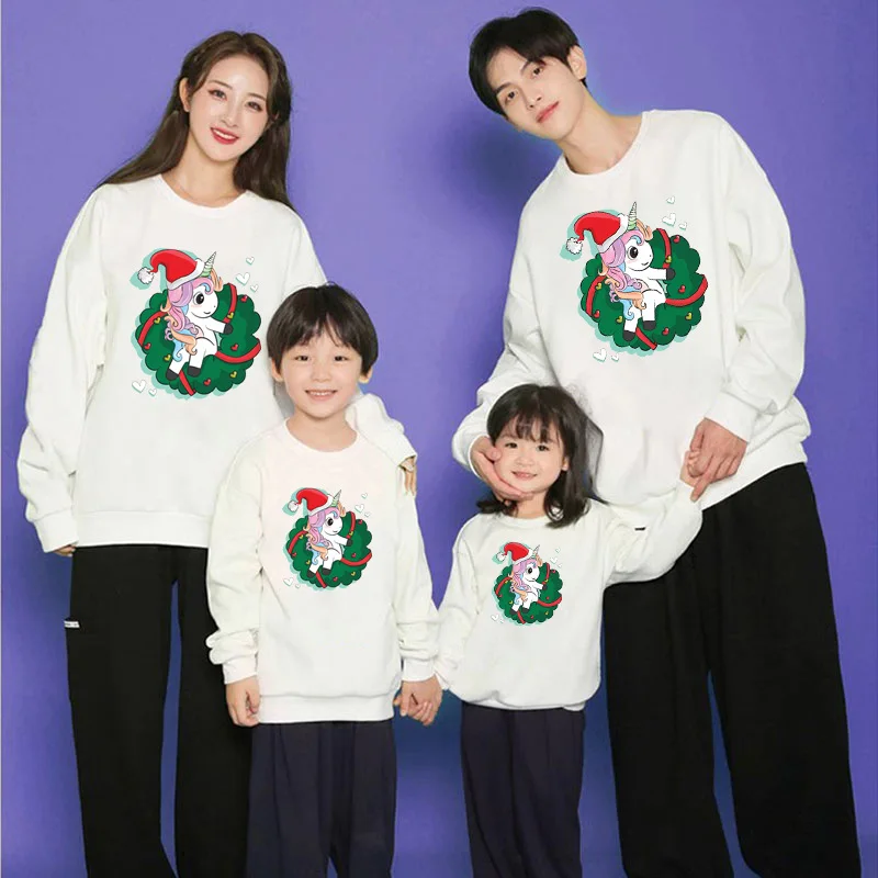 thumbnail image 2 of Conjuntos familiares a juego de invierno 2024 Sudadera navideña Suéteres de Año Nuevo Jersey de madre, padre, hija, hijo, pareja Jersey para niños, 2 of 5