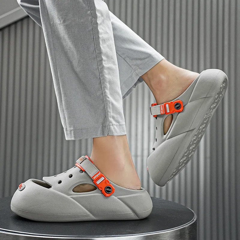Fashion Beach Hollow Out Sandals Men Trend White Lightweight Men's Summer Shoes Comfort Non-slip Outdoor Women's Sports Sandals