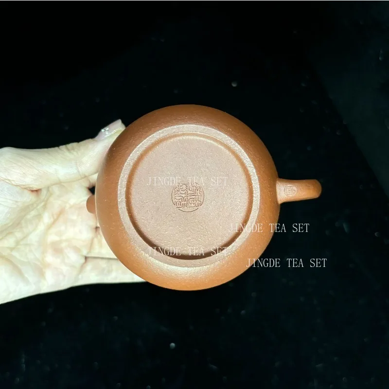 110ml Yixing purple clay teapot small capacity master handmade teapot Chinese mineral beauty tea infusion tea set