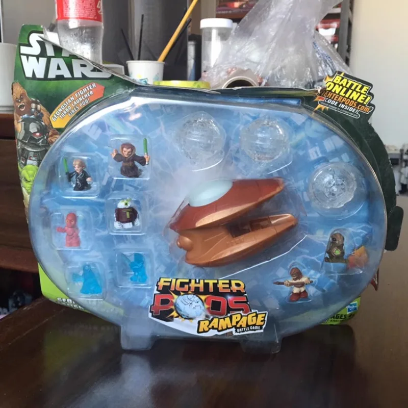 

Mini Q Version Starwarses Lukees Hansolos Action Figures Combates Airshipes Style Children's Birthday Presents