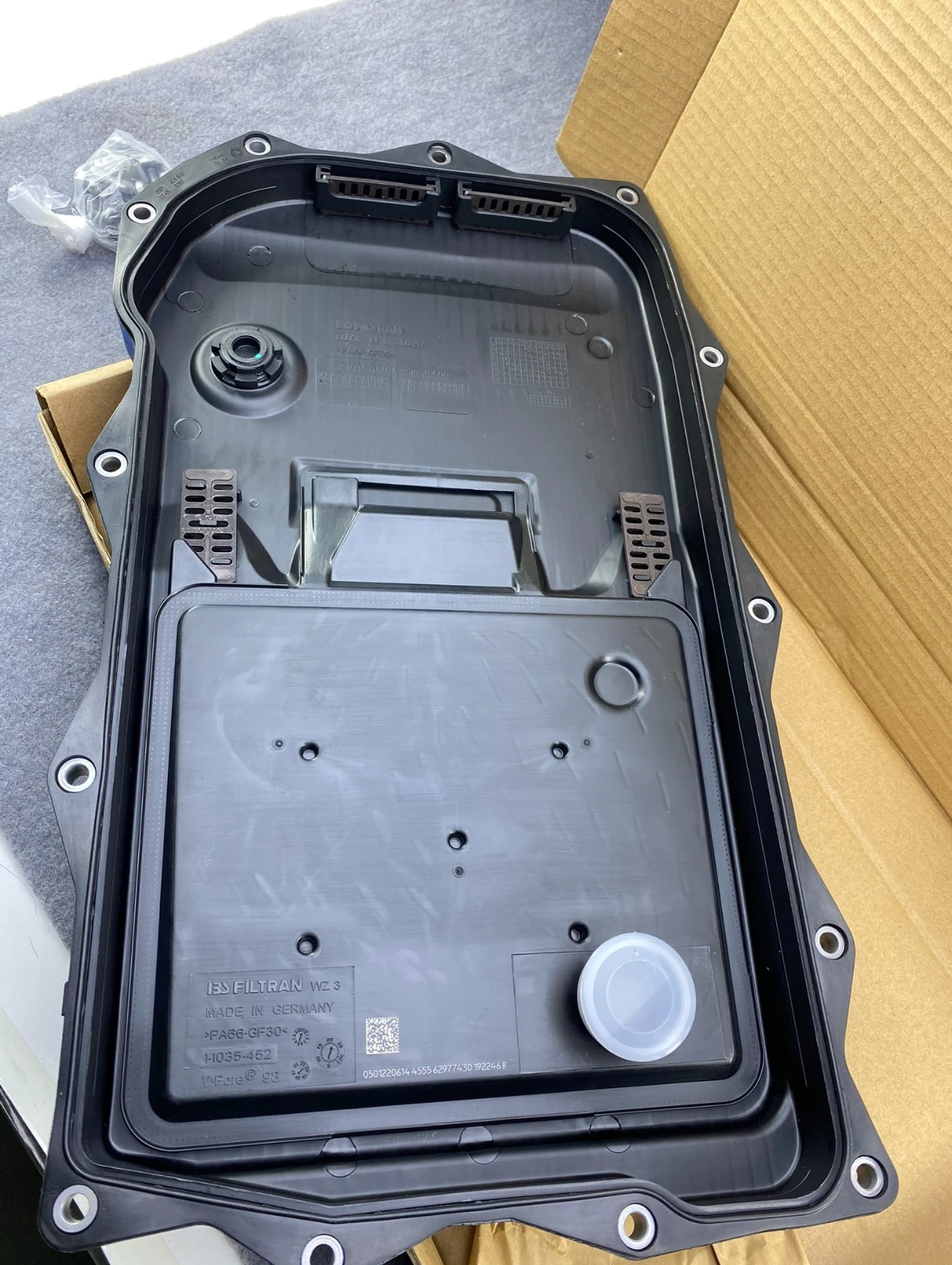 Transmission Oil Pan 8HP For BMW Land Rover LR023294 LR065238 24117604960 1087298247 24117613253 24117624192 24118612901