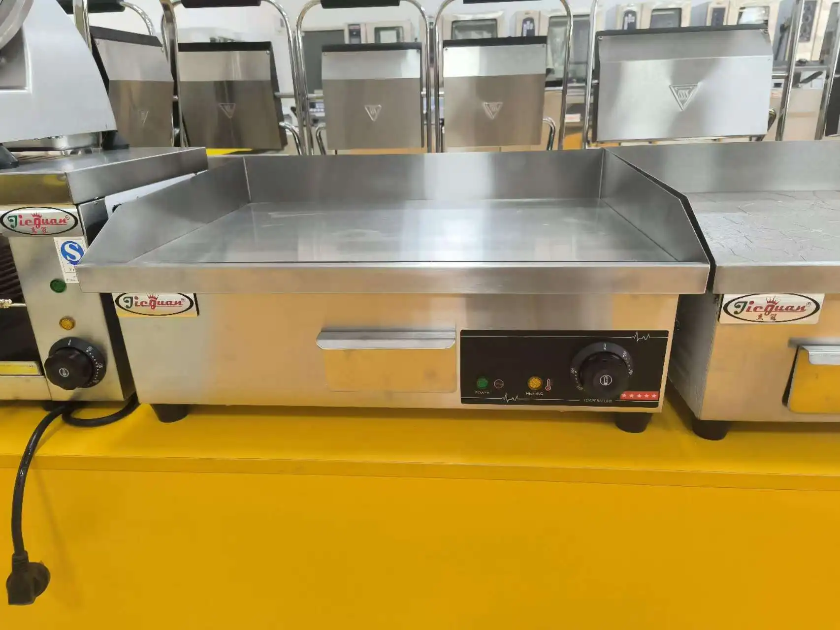 Commercial Counter Top Electric Griddle Stainless Steel Fried Steak / Meat Pie Professional Griddle for Fast Food Shop
