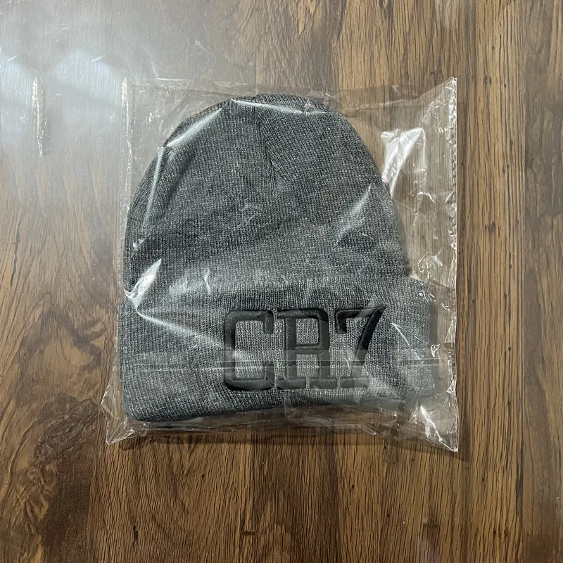 Outdoor Street Knitted Plush Hat Cristiano Ronaldo CR7 Hats Embroidery Warm Cap Cosplay Cr7 Unisex Costume Accessories cosplay hat cosplay prop accessories