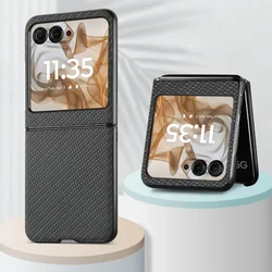 Carbon Fiber Pattern PU Leather Anti-Drop Protective Phone Case in Solid Color for MotoRazr 50 (Black)