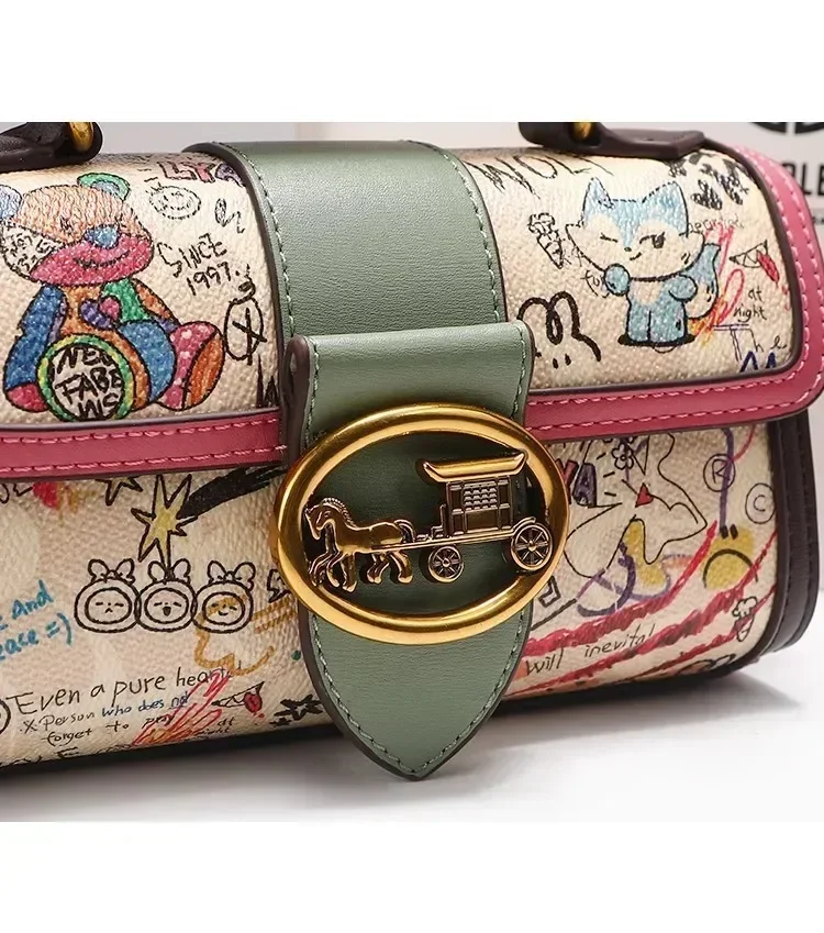 حقائب كتف نسائية بتصميم مميز، بأبعاد 18.5*8*11.5 س...