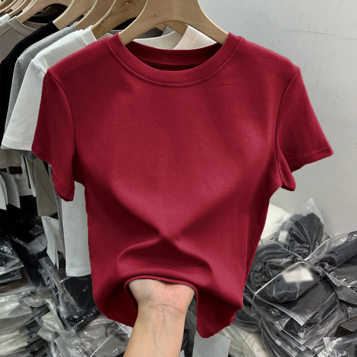 Red [plain color without picture]