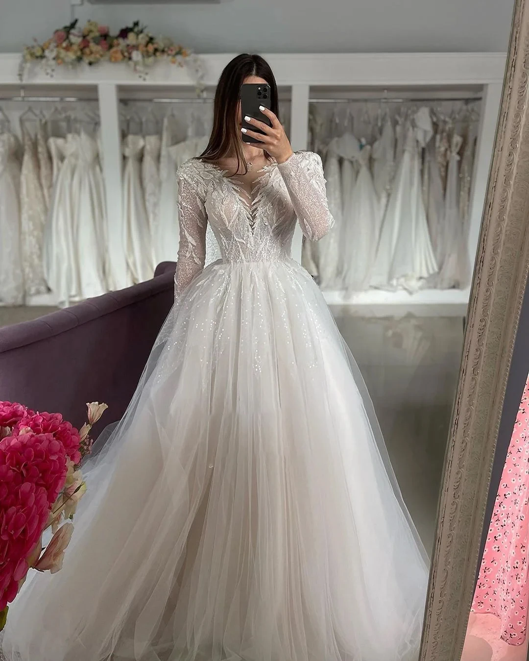Merioslove brokatowe koronkowe aplikacje koraliki suknie ślubne długie rękawy o linii suknia ślubna księżniczka suknie ślubne na plażę 2024