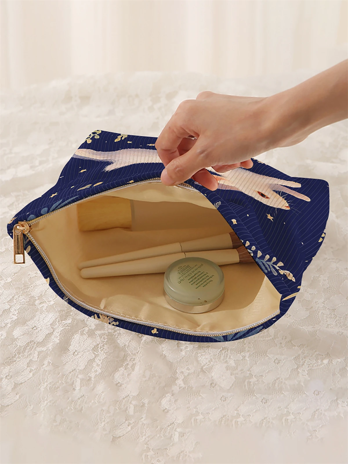 1 rabbit patterned corduroy makeup bag, lightweight zipper makeup storage box, multifunctional bag with lining