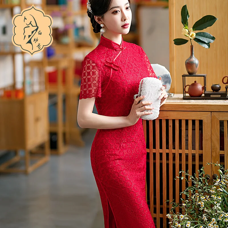 

Cheongsam Dress Modern 2024 Chinese Trational Red Lace Cheongsams Qipao Vintage Oriental Wedding Party Women Dresses