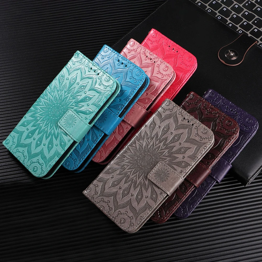 Leather Smartphone Case with Seamless Fit and Timeless Design