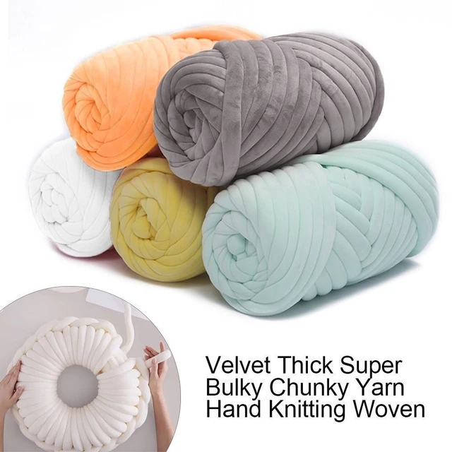 500G Velvet Bulky Chunky Yarn Arm Knitting Crochet DIY Washable Making Tube  Giant Yarn for Blanket Weaving Crocheting Carpets Scarf , White 