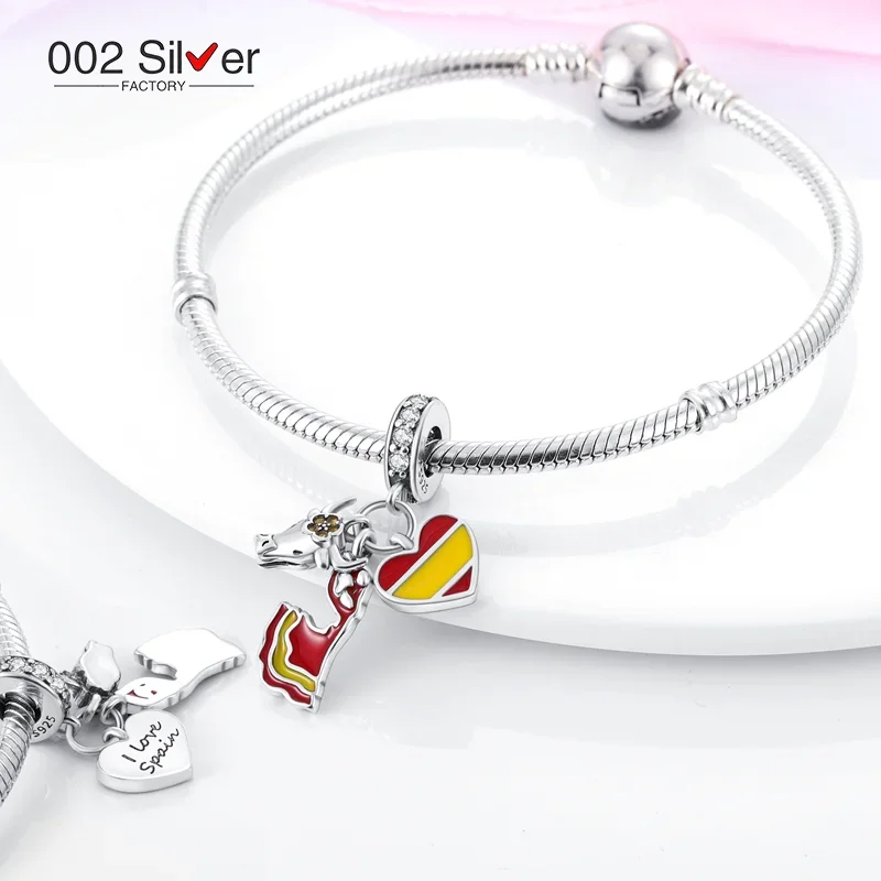 Рисунок 4 - Серебряные подвески из красной серии