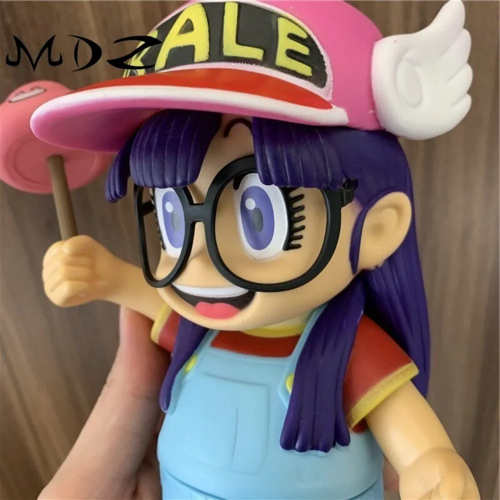 Anime Dr. Slump 20cm Kawaii ARALE Figure Movable Action Figure PVC Model GK Pendant Gifts Boxed Collectible Figurines for Kids