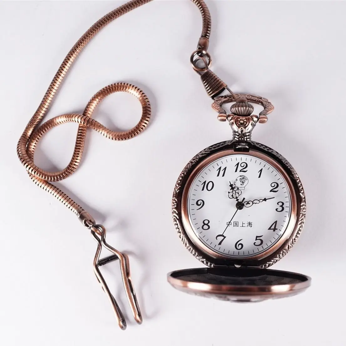 

Brand manual winding mechanical pocket watch classic collection nostalgia 7120 large plate digital clamshell retro