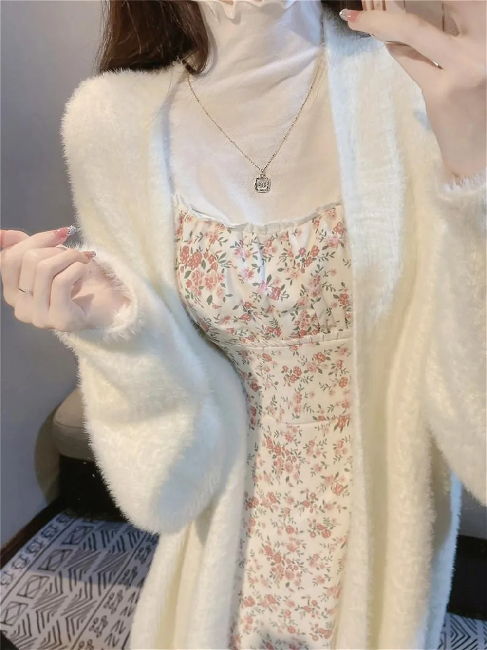 

White Long Imitation Mink Velvet Cardigans Thicken Solid Color Long Sleeve Warm Knitted Coats Loose Soft Harajuku Sweaters Loose