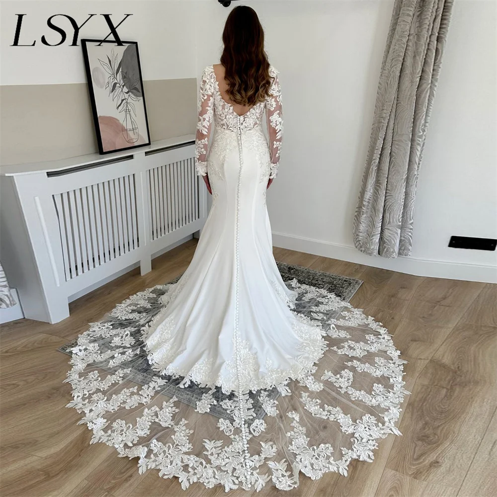 Рисунок 2 - Женское свадебное платье с V-образным вырезом LSYX